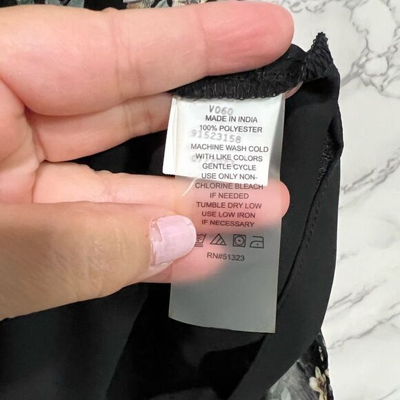 Vince Camuto Women's Floral Print Sleeveless Top Size S - Picture 8 of 11